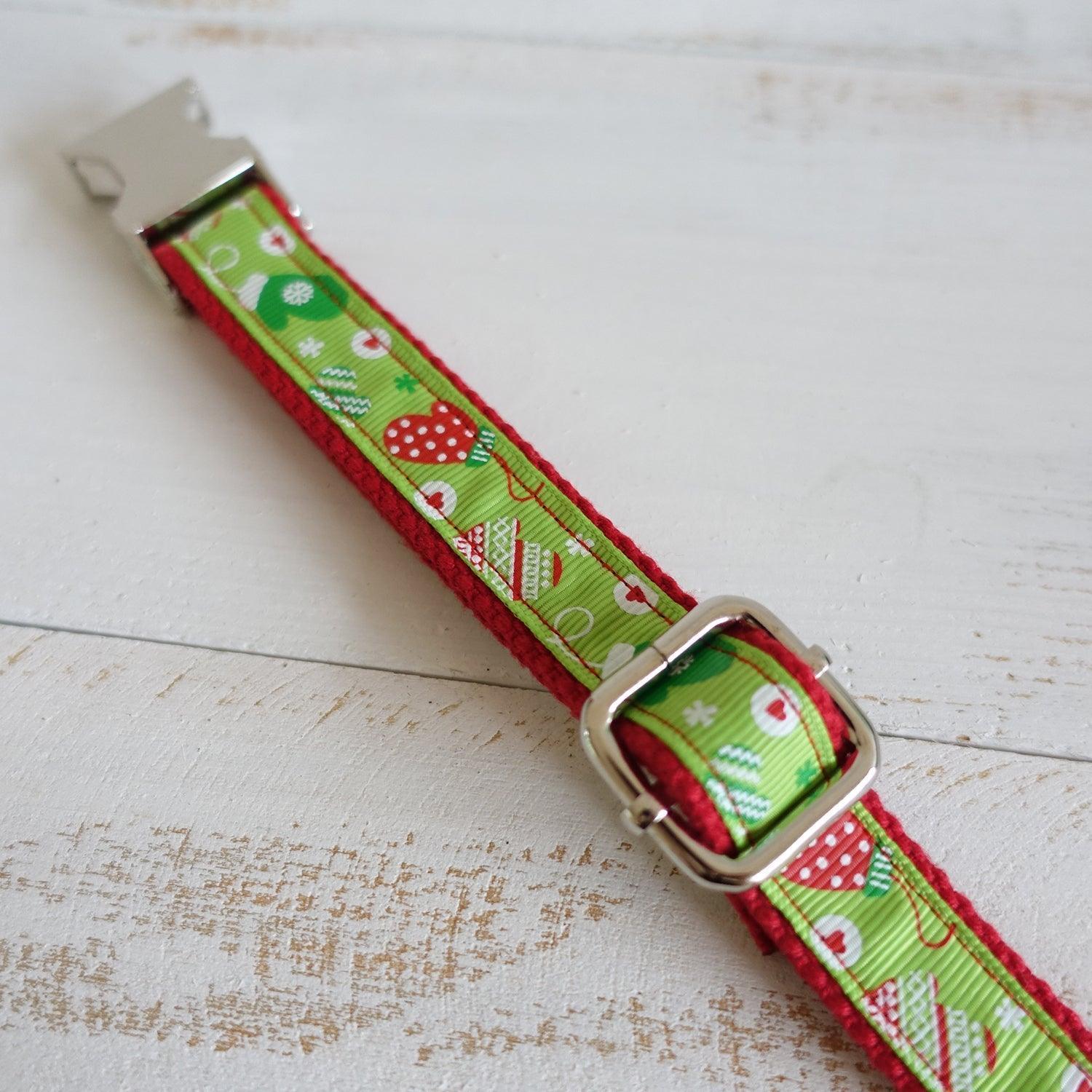 red-green-cut-soft-personalized-dog-collar-set-italkpet-5.jpg