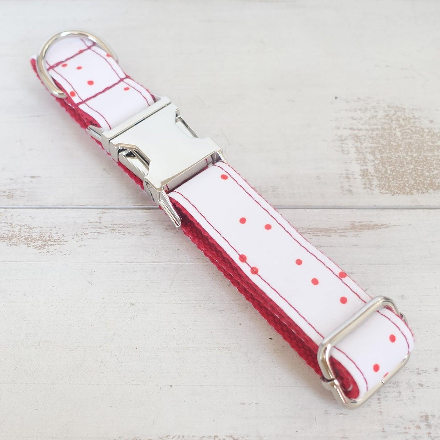 red-ink-white-personalized-dog-collar-set-italkpet-6.jpg