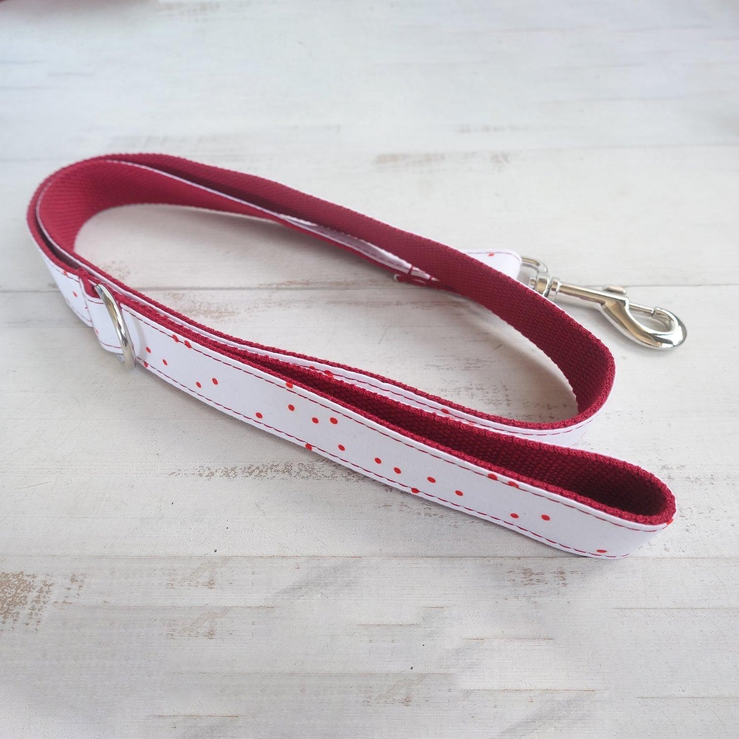 red-ink-white-personalized-dog-collar-set-italkpet-8.jpg